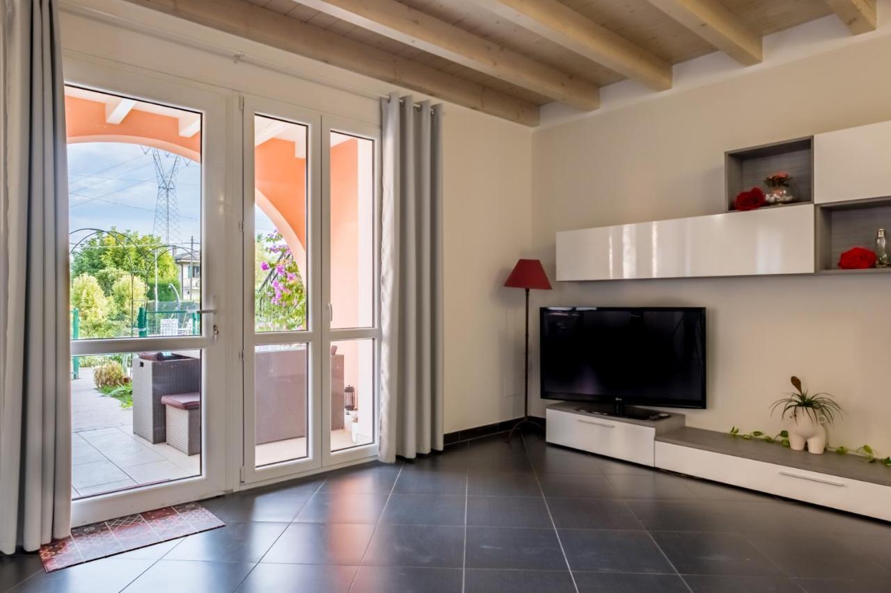 Residenza Gelsomino Apartamento Desenzano del Garda Exterior foto